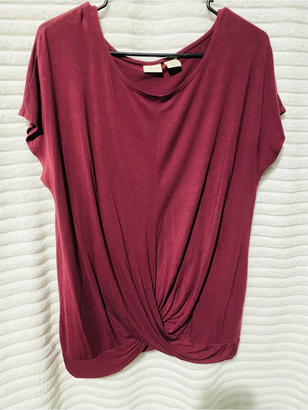 St. Tropez Twist-Front Short Sleeve Top - Burgundy